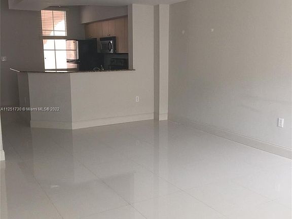 2nd image of 2961 NE 185th St APT 1606