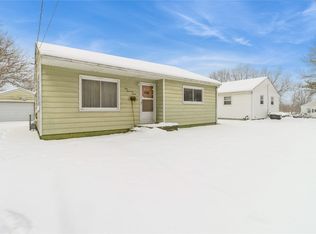 1007 W Detroit Ave, Indianola, IA 50125