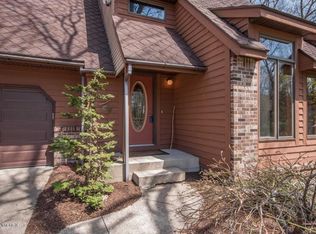 2712 Anderwald Ln SE, Ada, MI 49301