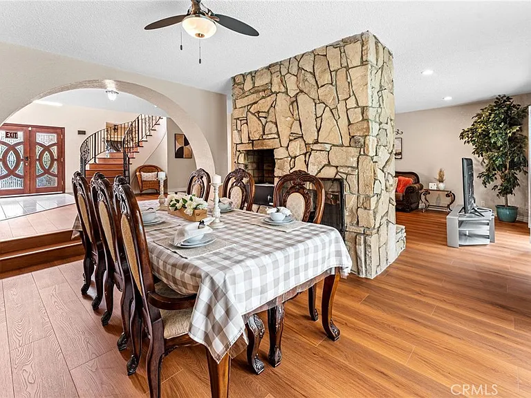 1236 E Sierra Madre Ave — Photo 8