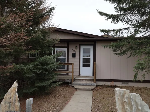 109 S Montana St, Conrad, MT 59425