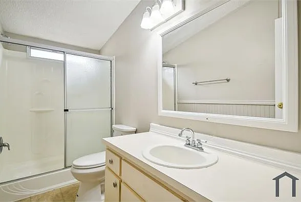 10609 Bay Hills Cir — Photo 29