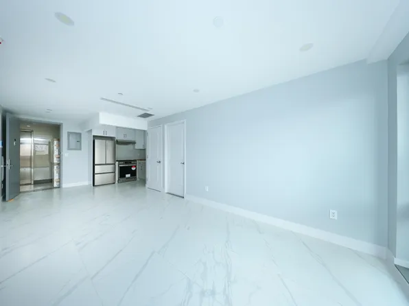 643 5th Avenue image 10 of 14