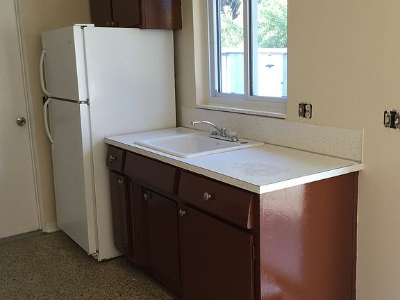 2nd image of 3983 Porpoise Dr SE