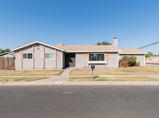 401 S Spruce St, Tulare, CA