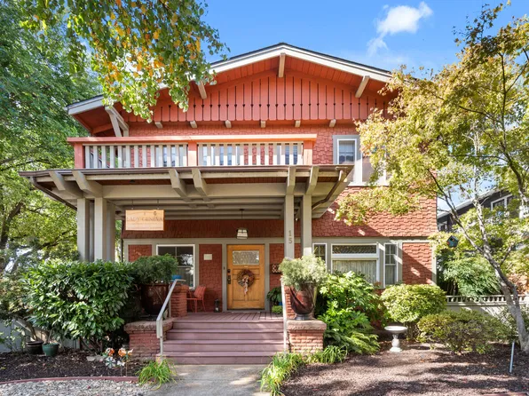 15 Geneva St, Medford, OR 97504