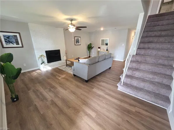 3904 Peridot Pl, Virginia Beach, VA 23456