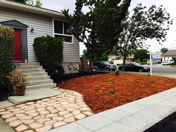 2nd image of 1601 Hallbrook Dr