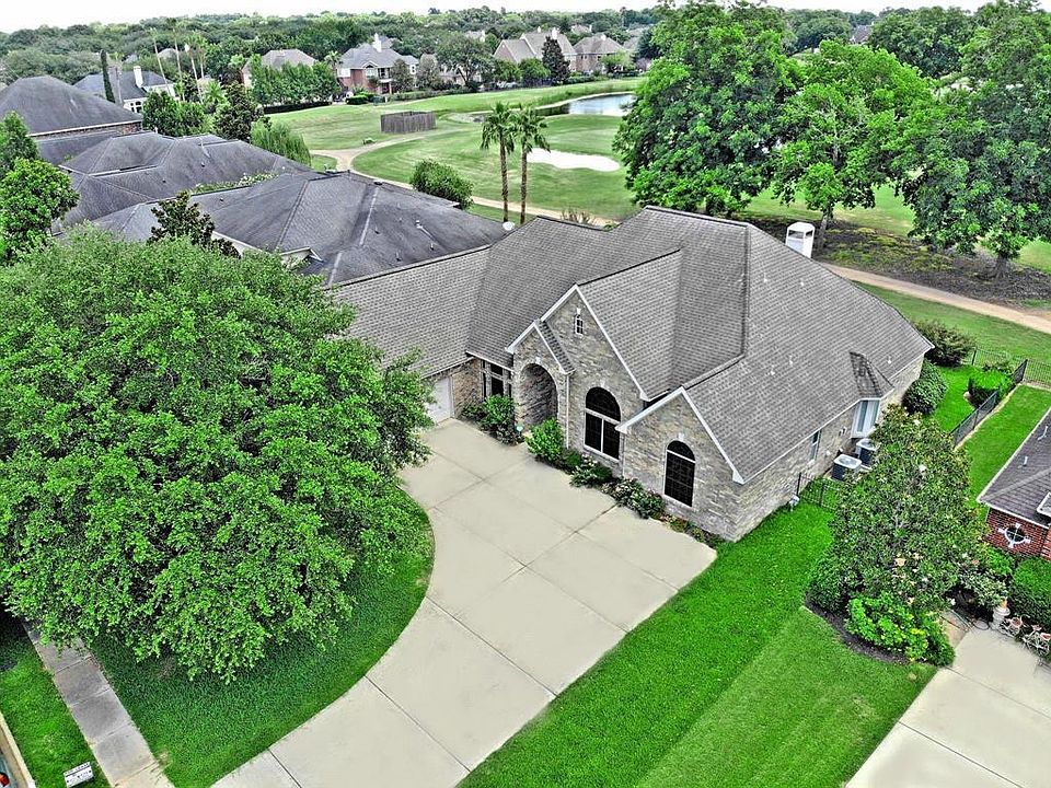 1st image of 2614 Thompson Crossing Dr