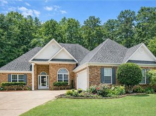 1429 Fountain View Dr, Lawrenceville, GA 30043