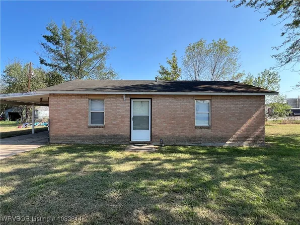 103 SE Keese Ave, Keota, OK 74941
