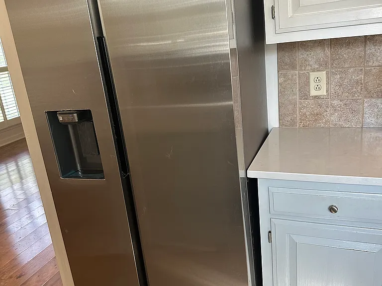 New refrigerator and new countertops