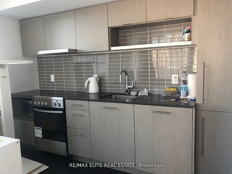 365 Church St #1705 — Photo 2