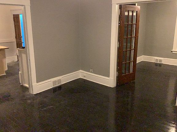 4th image of 1630 10th Ave
