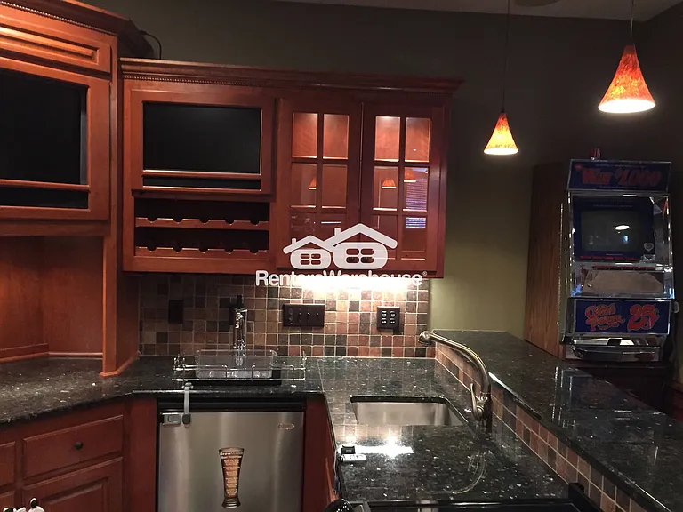 2470 Arnold Palmer Dr — Photo 10