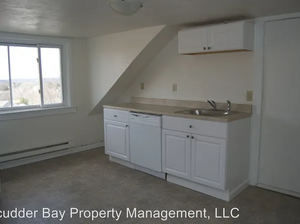 16 Prospect St #3, Spencer, MA 01562
