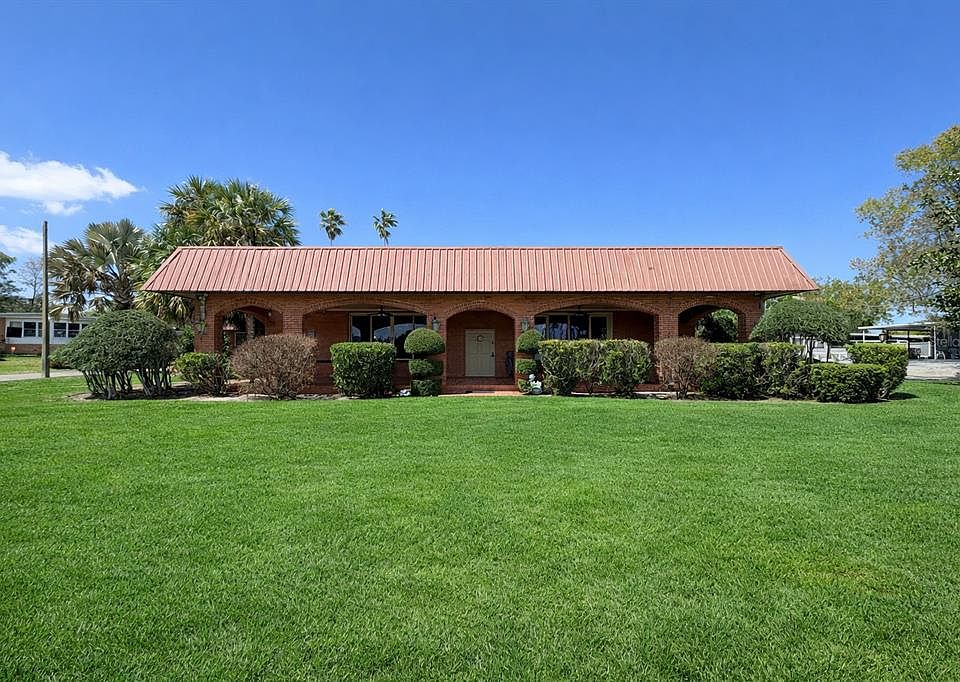 1st image of 6 Palm Way