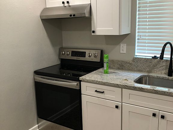 5th image of 226 Oglethorpe Pl #226