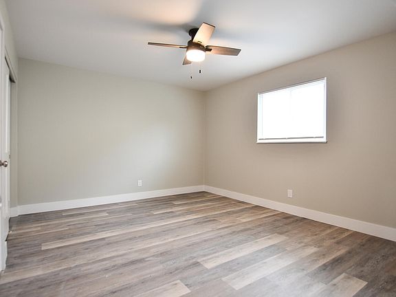 4th image of 1309 Indianola Ave APT C