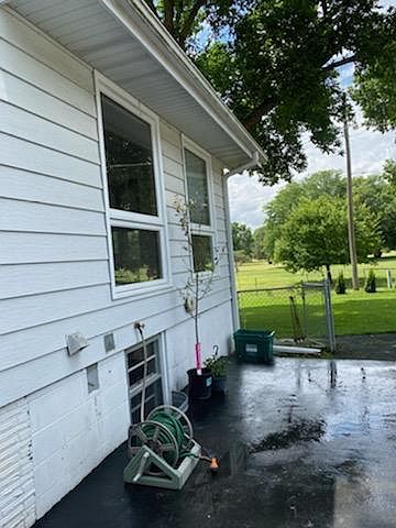 1st image of 2306 S 91st St