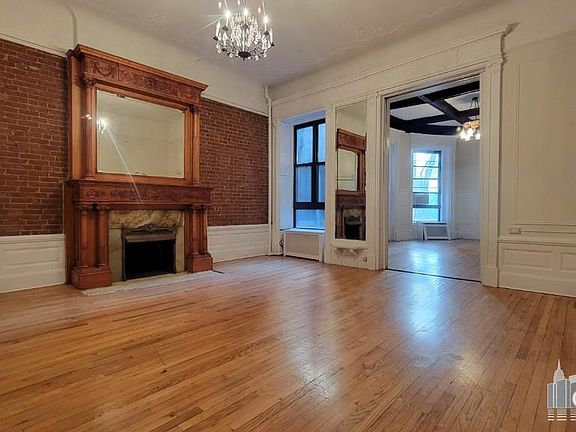 3rd image of 315 W 88th St APT 4