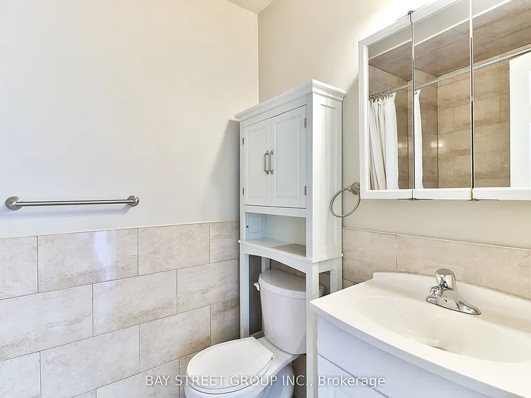 489 Fergo Ave — Photo 13