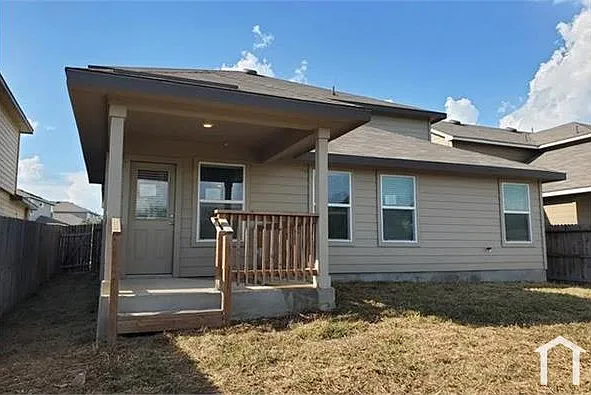 5 bed, 2536 sqft, $2,625 — Photo 1