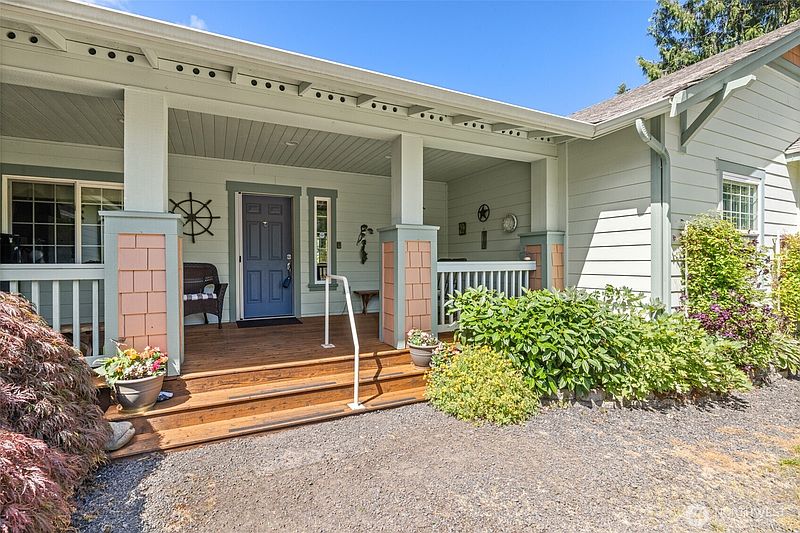 5th image of 623 E Sequim Bay Road
