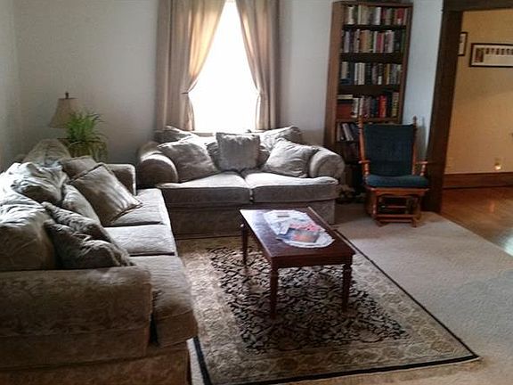4th image of 323 Beaver St