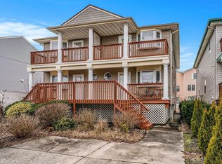 206 N Decatur Ave, Margate, NJ 08402