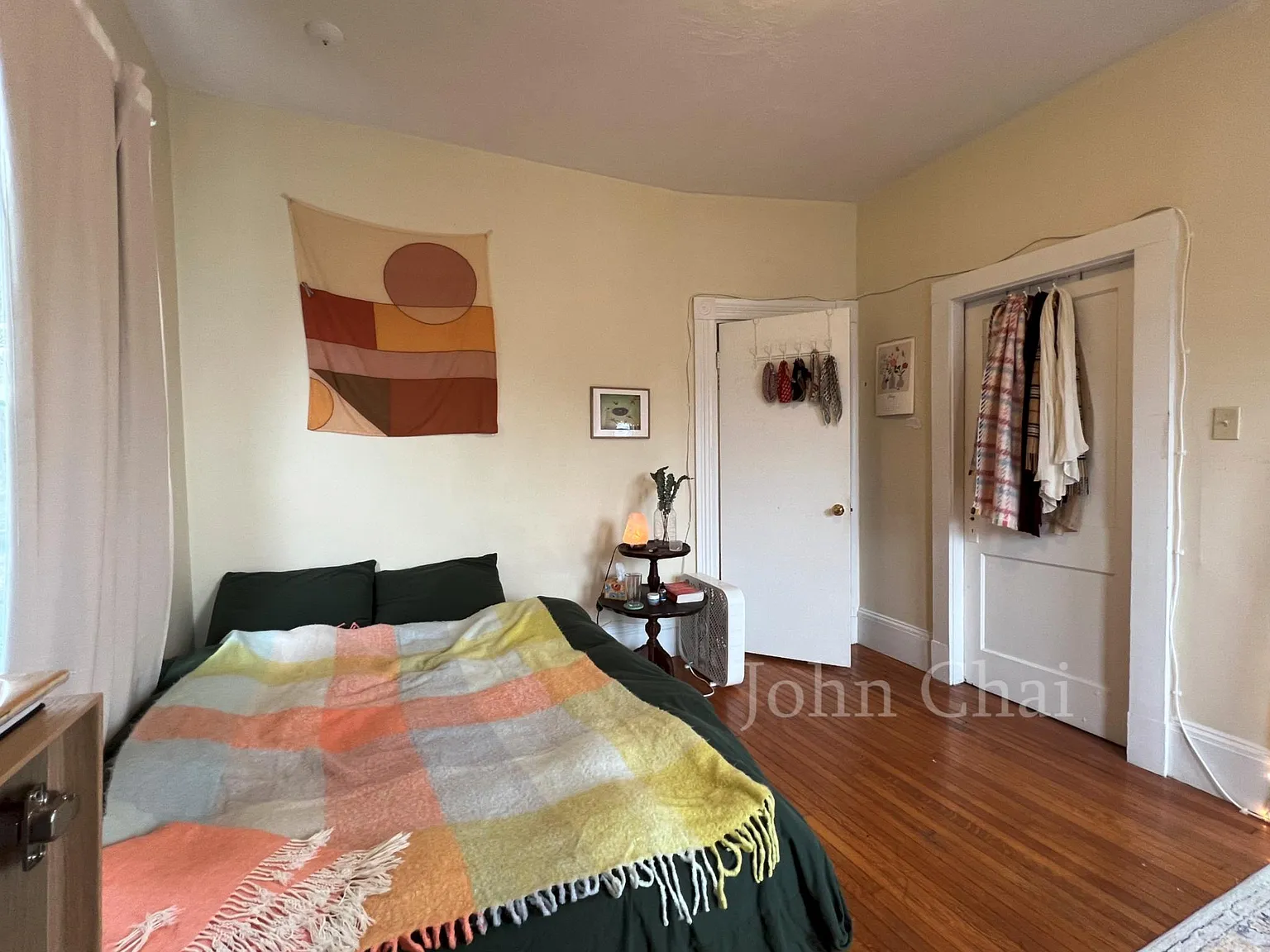 2 bed, 900 sqft, $2,452 — Photo 3