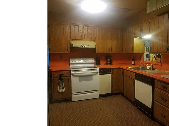 2nd image of 313 Winston Ave