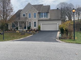 106 Kittanset Ct, Avondale, PA 19311