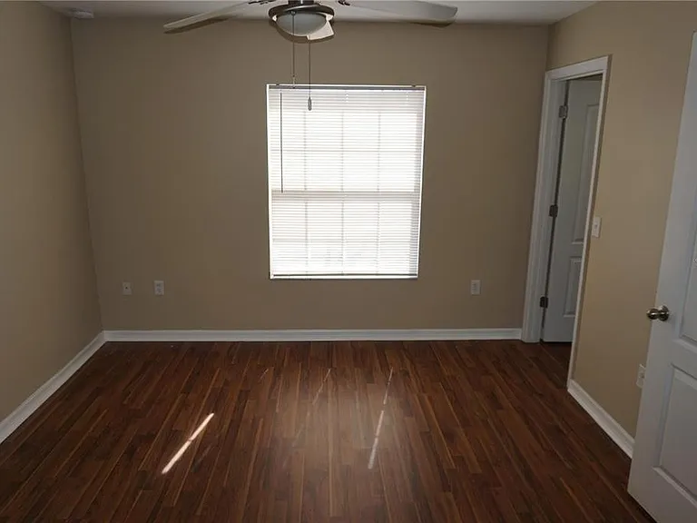 230 Belvedere Way — Photo 7