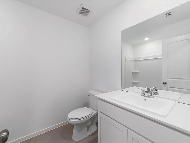 3064 Huntersville Dr — Photo 13