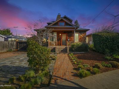 748 Laurel Ave, Burlingame, CA, 94010