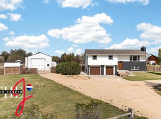 1488 N Grass Creek Rd, Casper, WY 82604