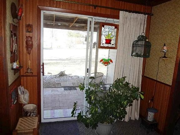 5th image of 2724 N Court Dr