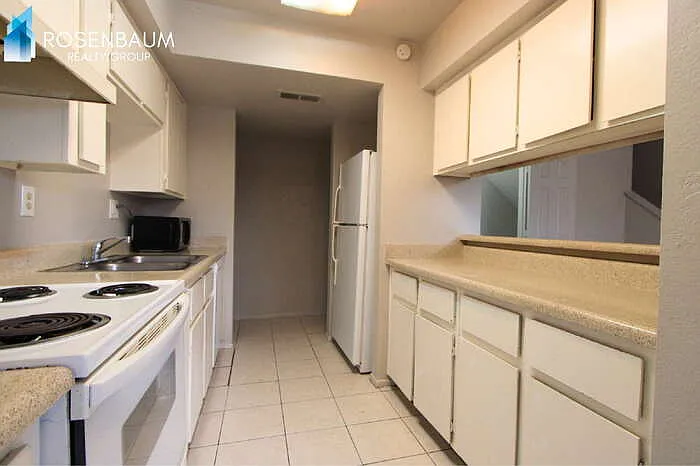 410 E 9th Ave #5 — Photo 6
