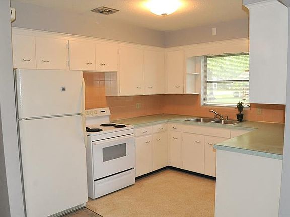 5th image of 3391 38th St N