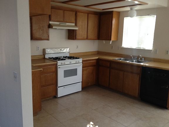 3rd image of 13890 Juniper St APT D