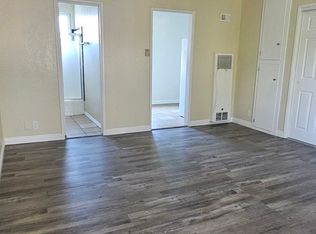 Oxnard 10844, North Hollywood, CA 91606