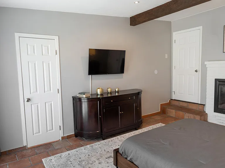10809 Hartsook St #F — Photo 31