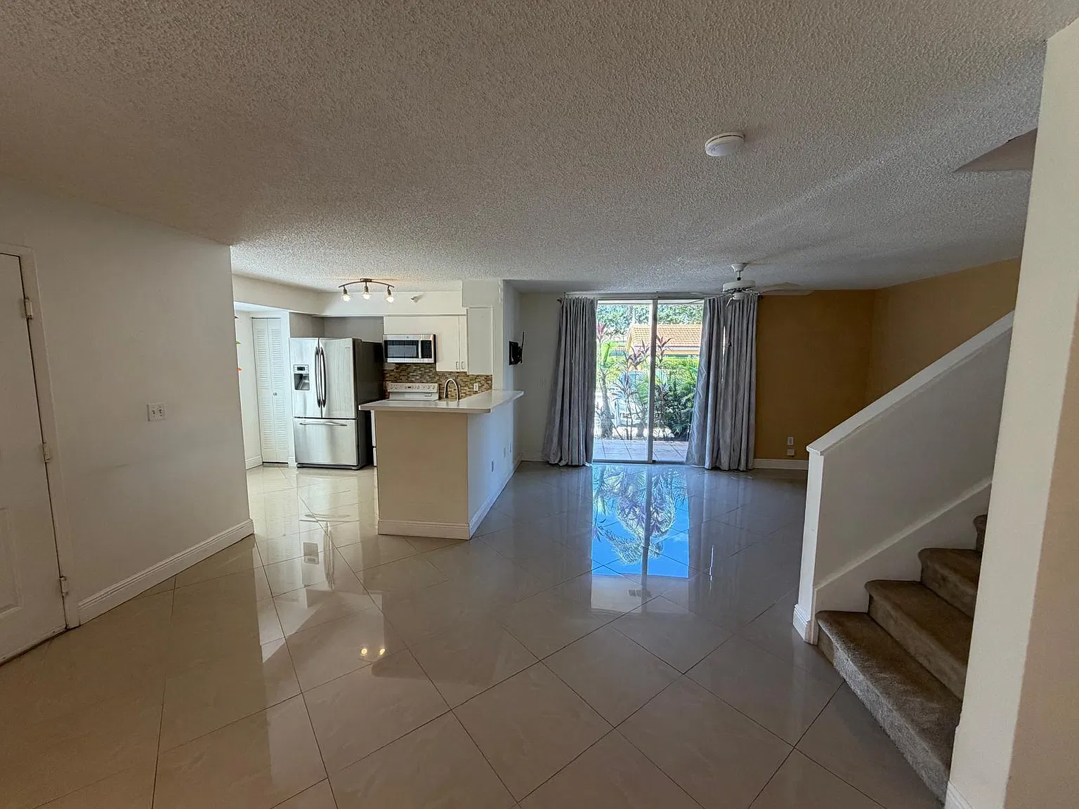 123 Yacht Club Way — Photo 4
