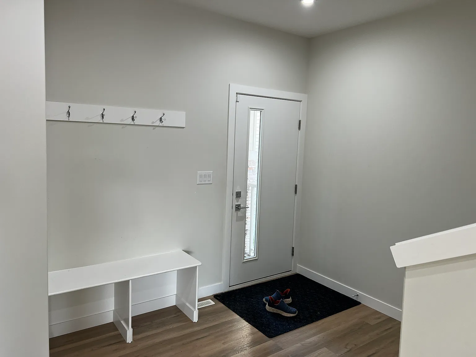 (PN090) Brand-New 3-Bedroom Home with Double Garage in Beaumont | Available Now — Photo 4