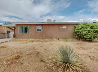 1029 Maxine St NE, Albuquerque, NM 87112