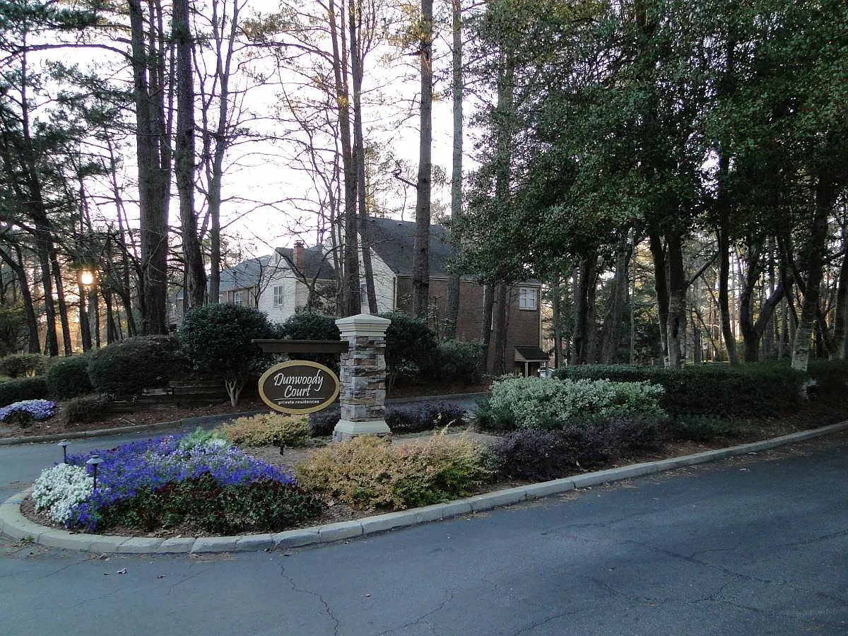 Building Photo - 912 Dunbar Dr