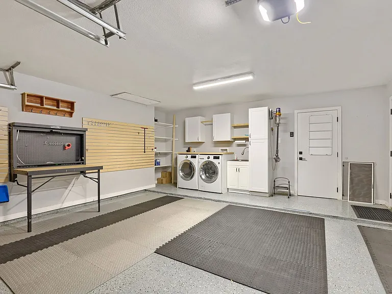 1602 Thornridge Rd — Photo 19