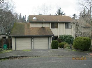 10209 SW 36th Pl, Portland, OR 97219