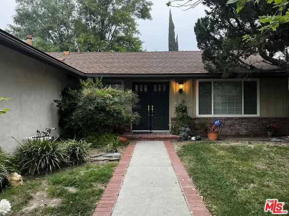 8334 Denise Ln, Canoga Park, CA 91304